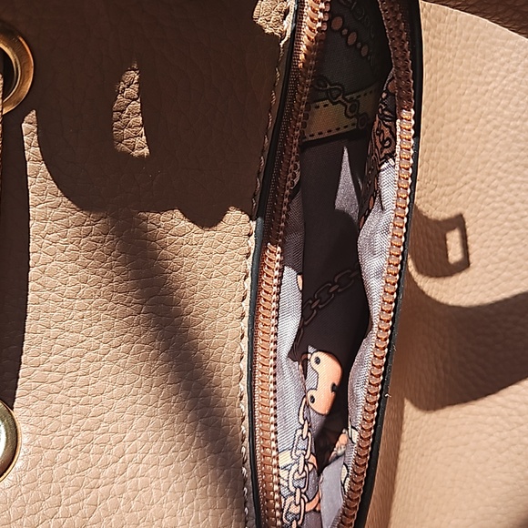 Blush pink Purse - Picture 3 of 9